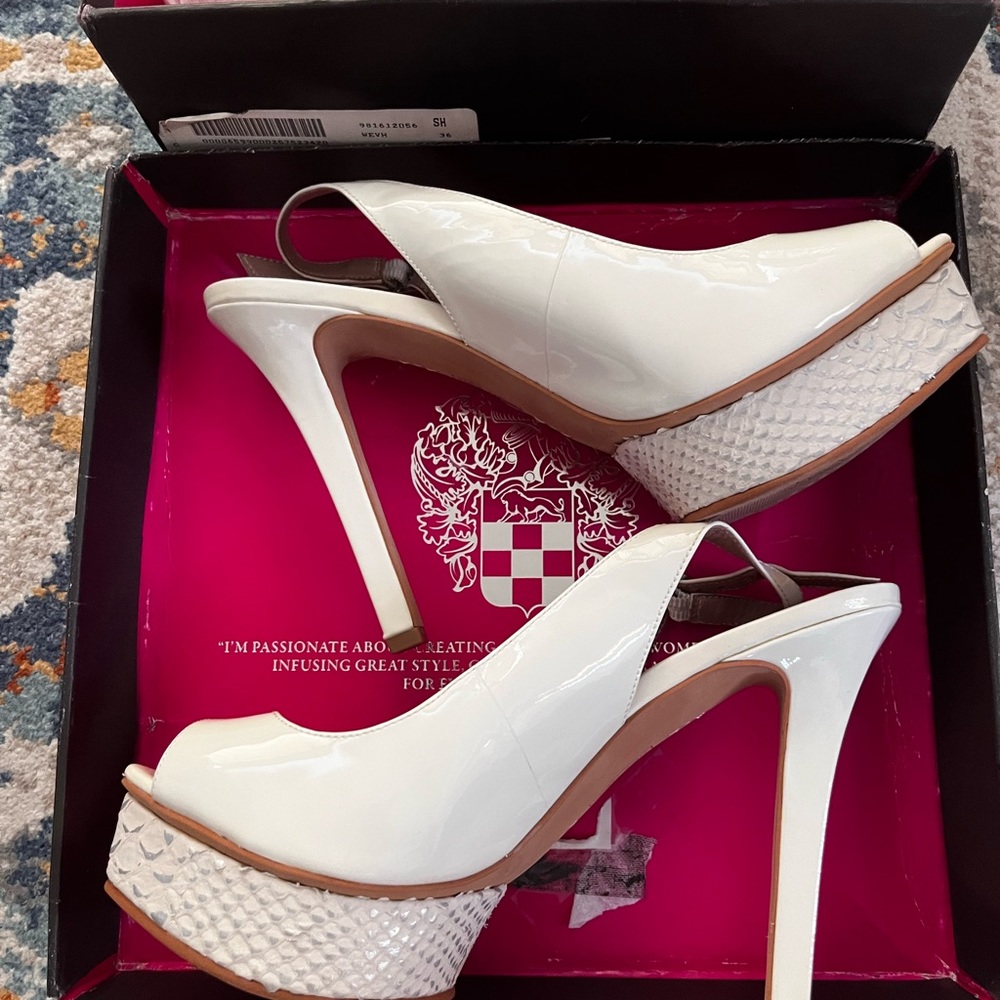Vince Camuto platform heels 👠 7.5